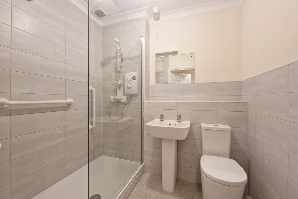 Additional image 7 of 1 bed flat for salePyrford Gardens, Belmore Lane, Lymington, Hampshire SO41