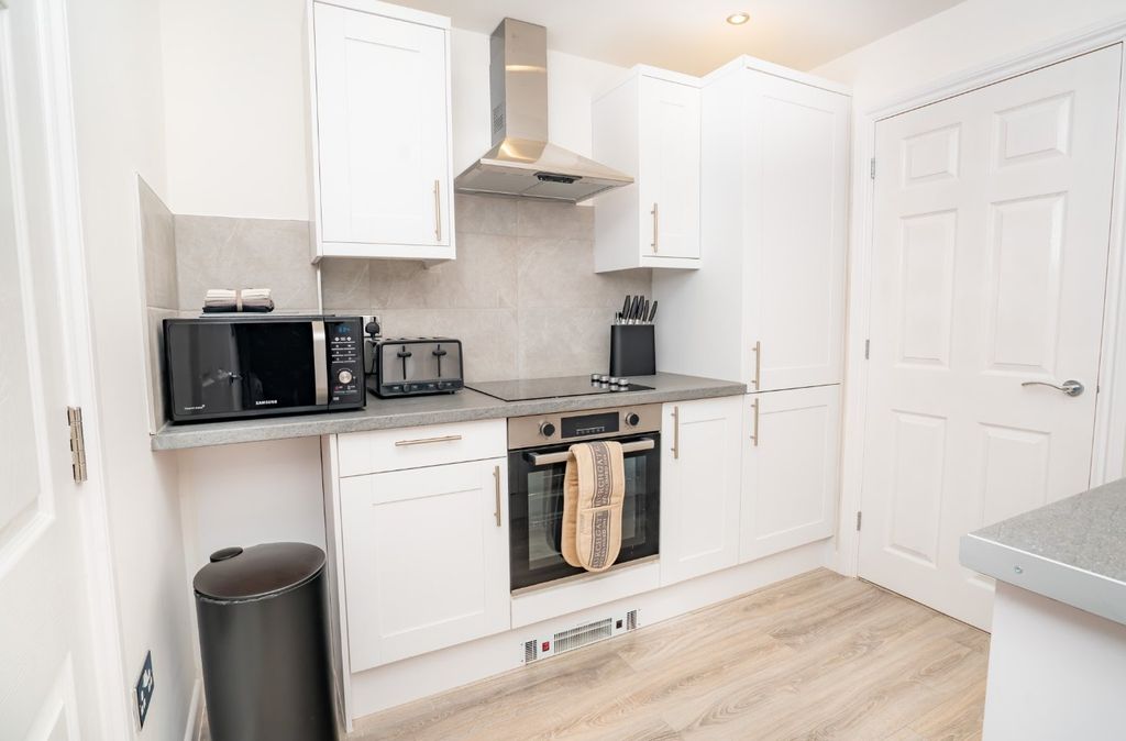 Additional image 29 of 5 bed flat for saleGrosvenor Street, Cheltenham, Gloucestershire GL52