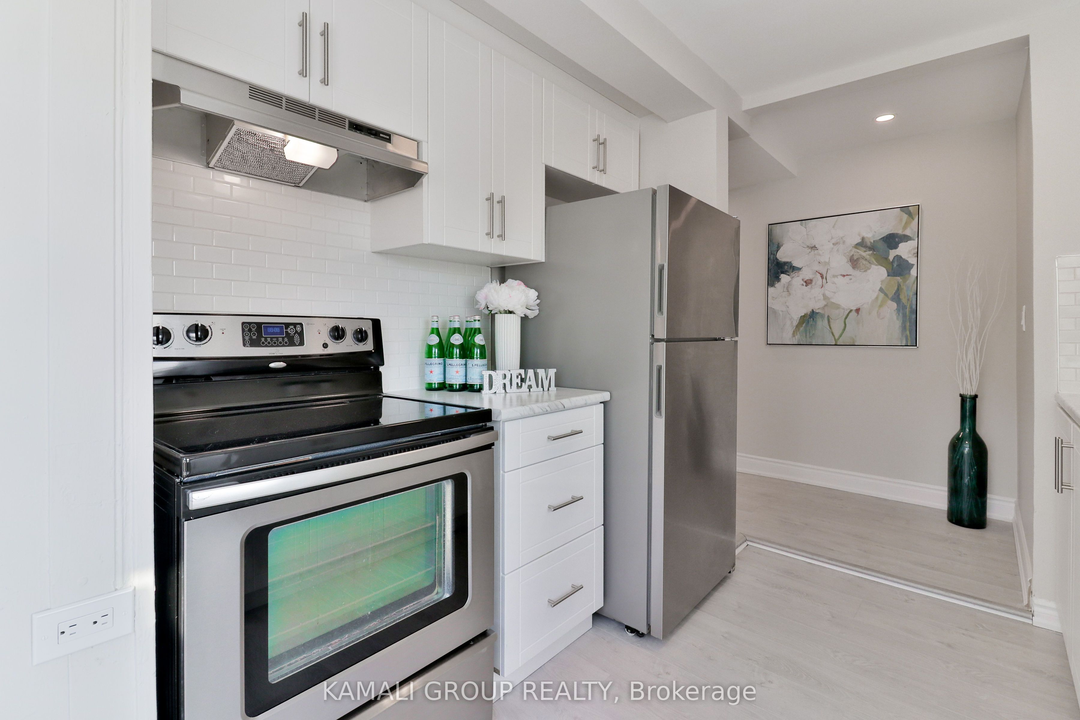 Additional image 6 of Unit 2-93 Mcmillan Drive, Oshawa, ON, L1G 3Z7
