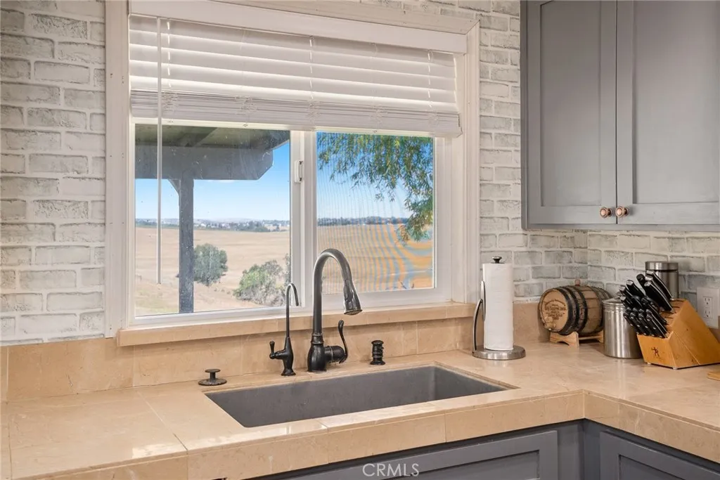 Additional image 11 of 2880 Berry Patch Lane, Templeton, CA 93465