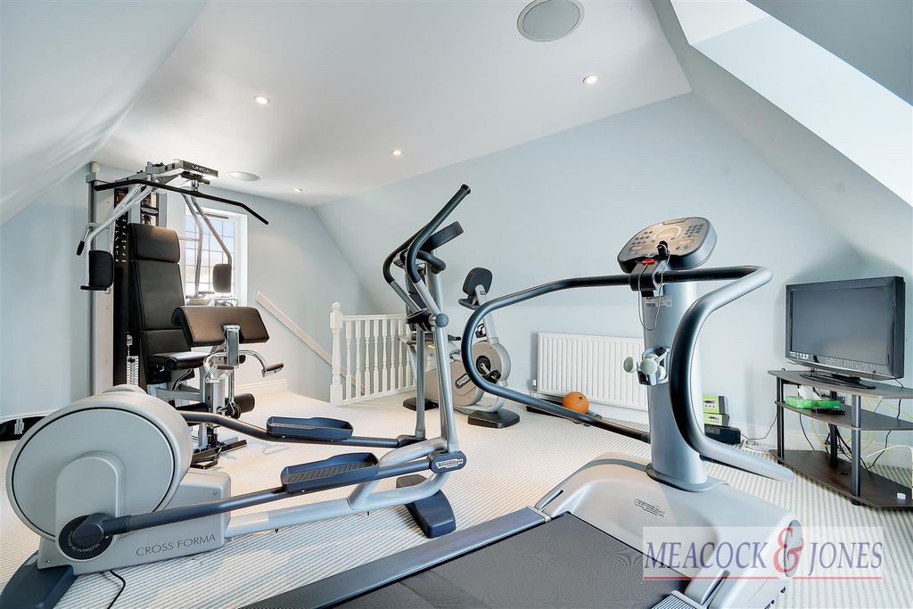 Additional image 35 of 7 bed detached house for saleHutton Mount, Brentwood CM13