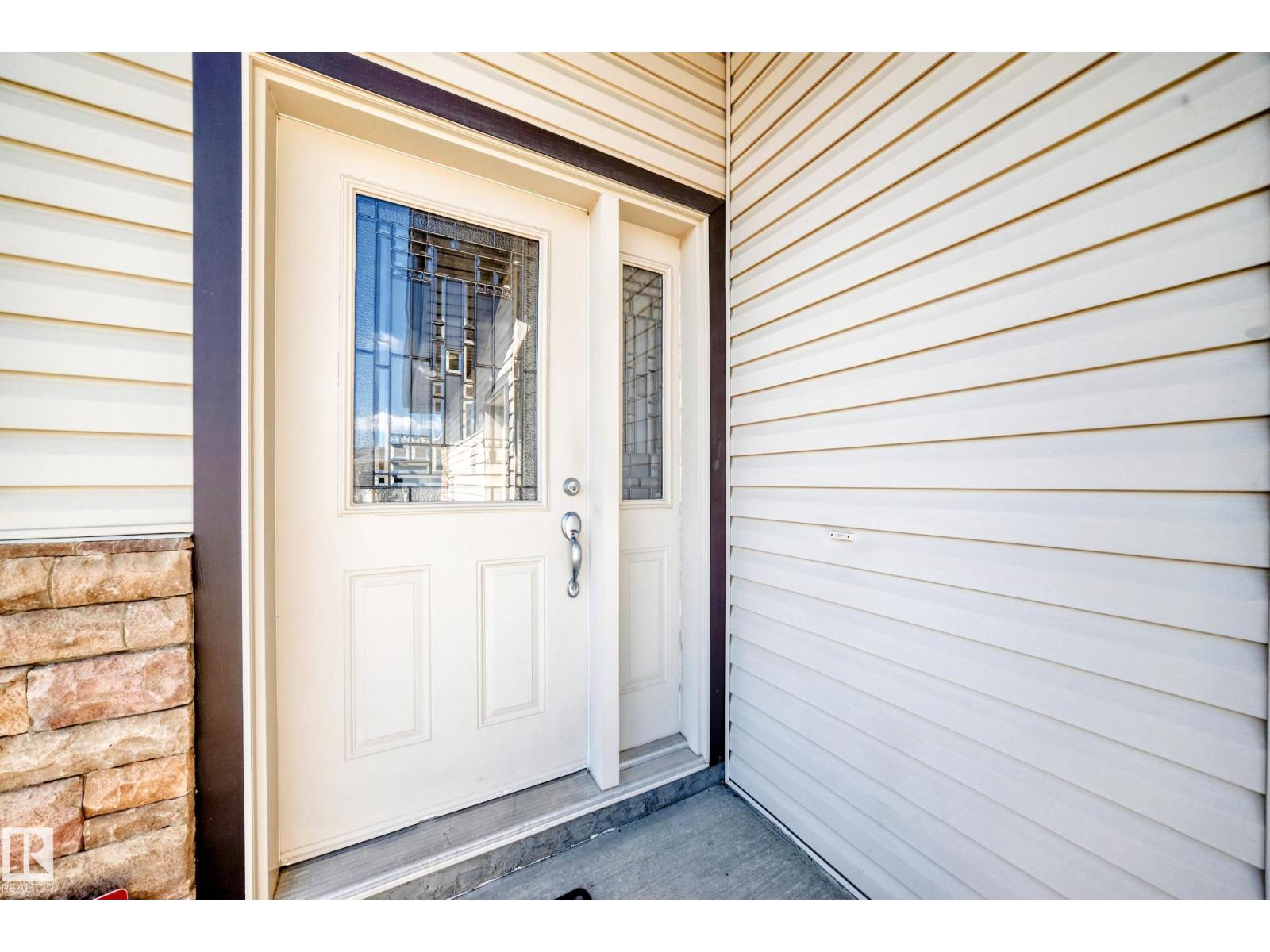 Additional image 2 of 1221 Cunningham Drive SW, Edmonton, AB, T6W6R2