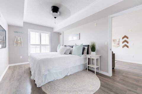 Additional image 8 of 406-1045 Nadalin Heights, Milton, ON, L9T 8R5