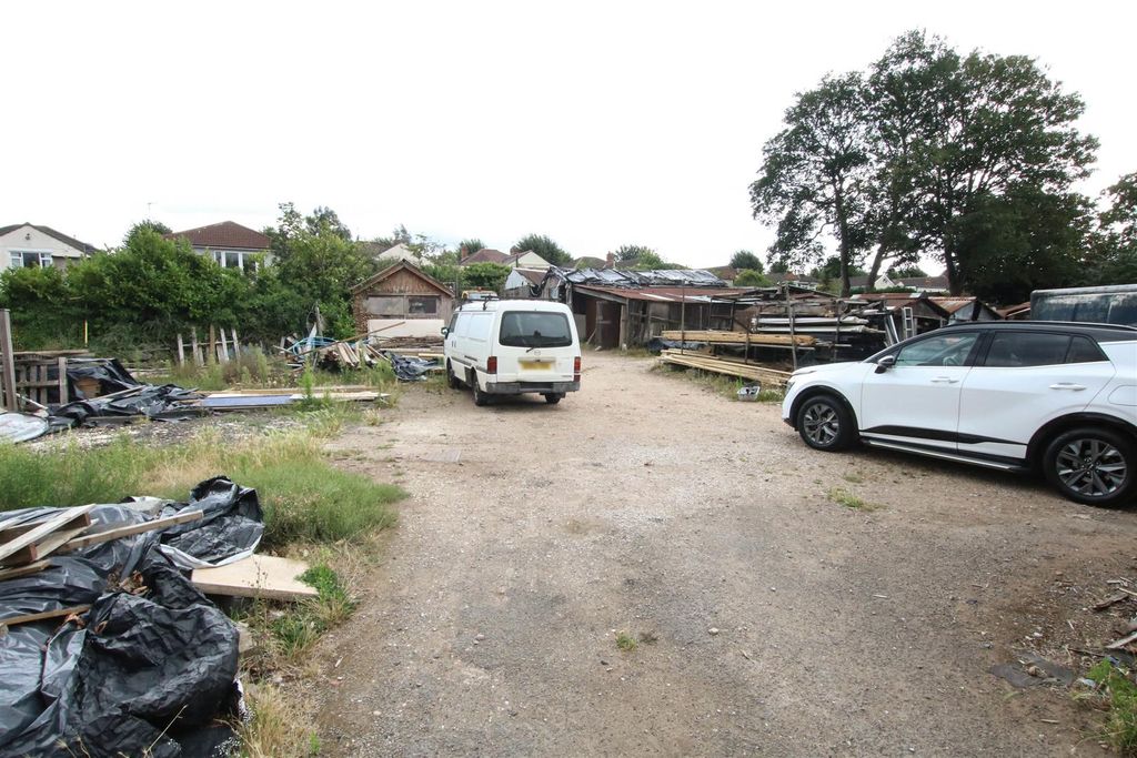 Additional image 3 of Land for saleLand Adjacent To 226 Thorne Road, Doncaster DN2