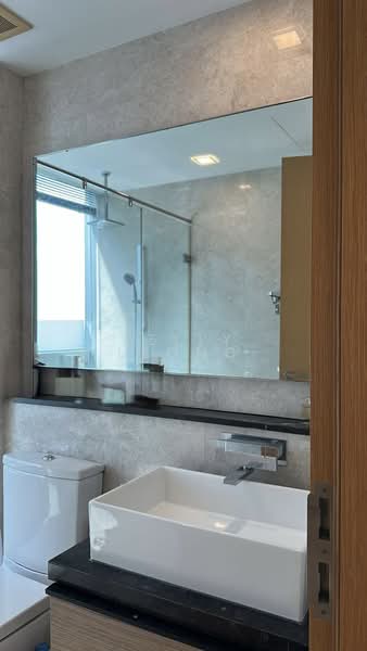 18 Marina Boulevard photo 5