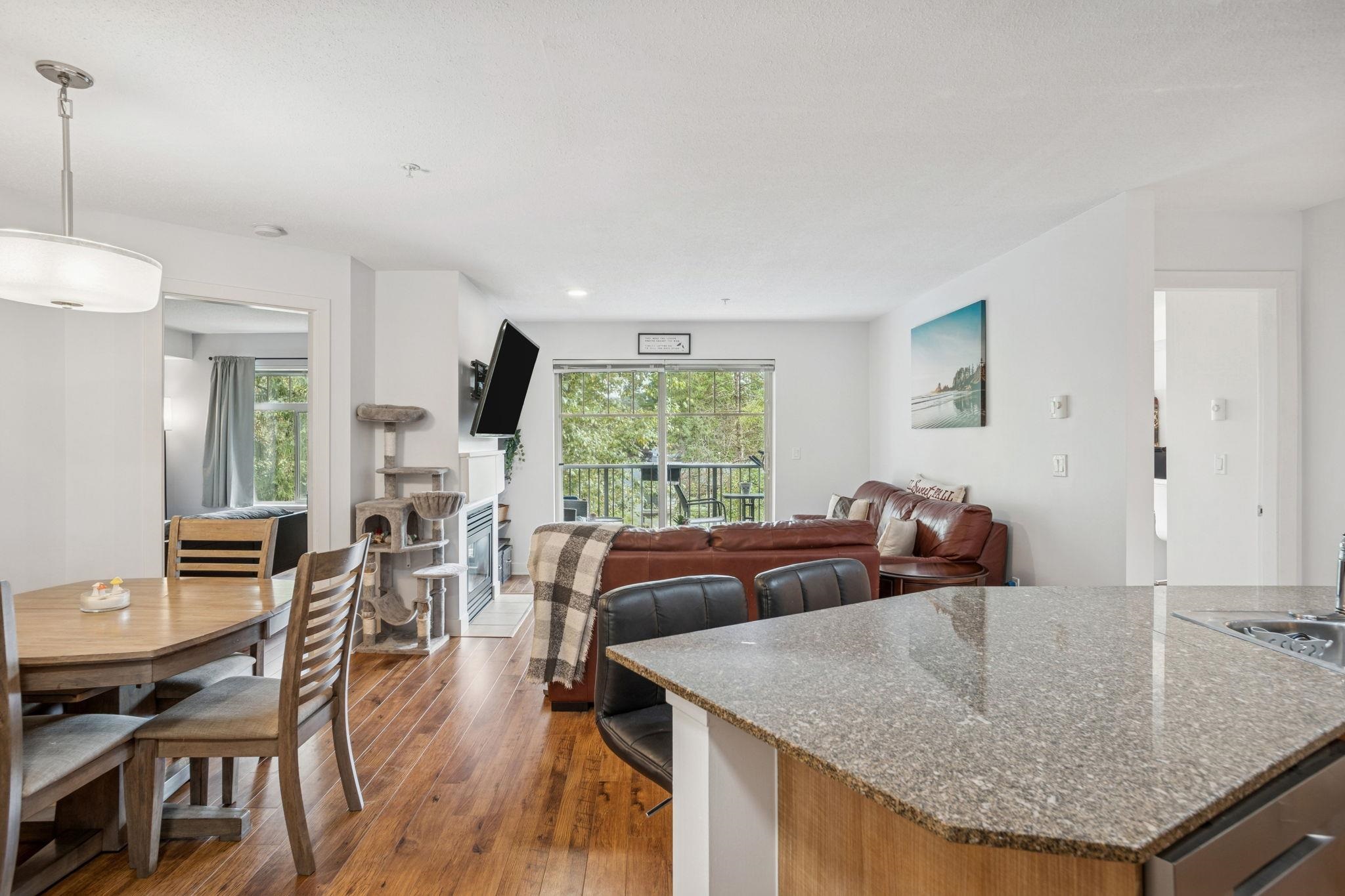 Additional image 6 of 305-12020 207a Street, Maple Ridge, BC, V2X 8V2
