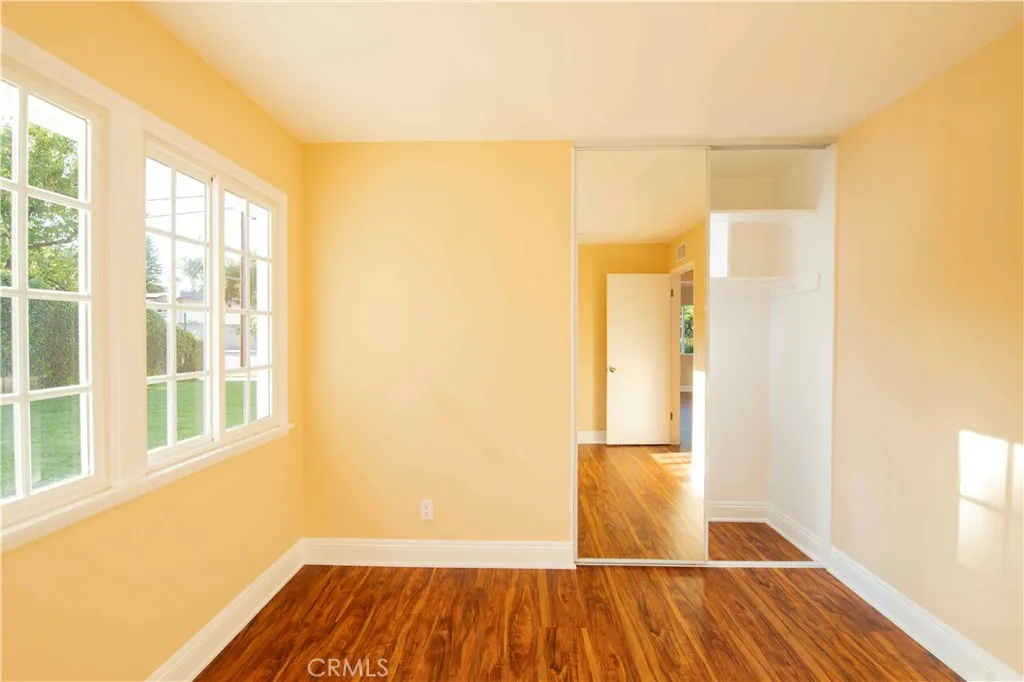 Additional image 98 of 22336 Saticoy St, Canoga Park, CA 91303