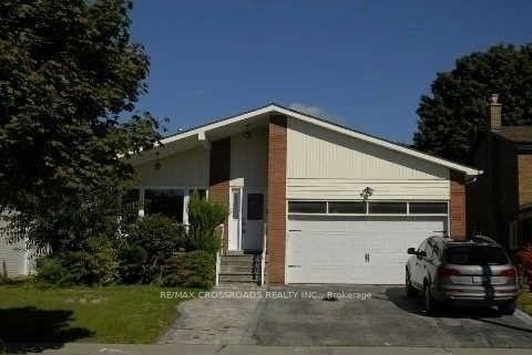 Lower-782 Cummer Avenue, Toronto, ON, M2H 1E7