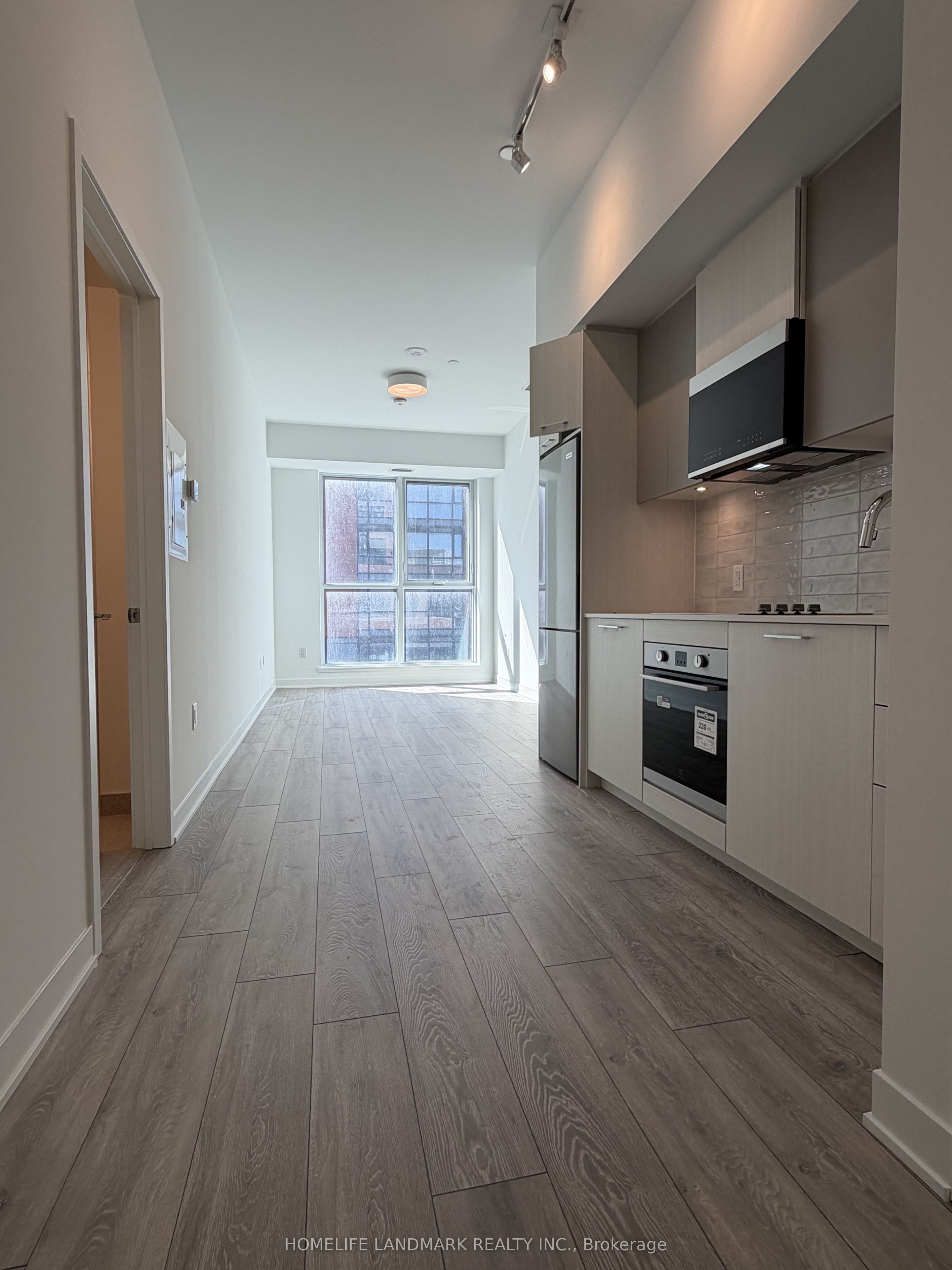 Additional image 4 of 215-10 Oak Street S, Toronto, ON, M5A 0Z1