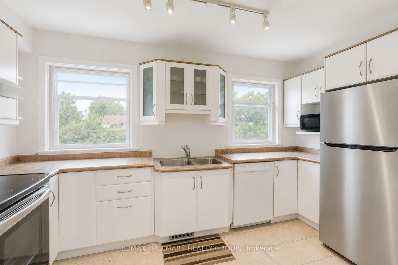 Additional image 3 of 223 Sanford Avenue, Ottawa, ON, K2C 0G1