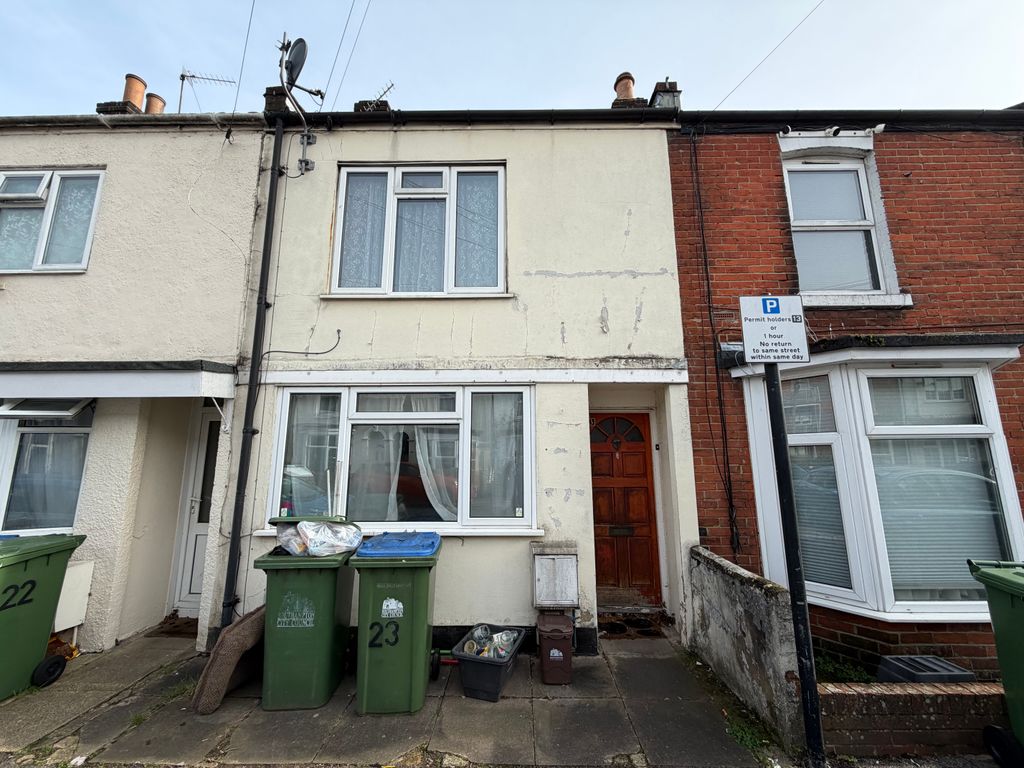 Additional image 10 of 2 bed terraced house to rentLeyton Road, Southampton SO14