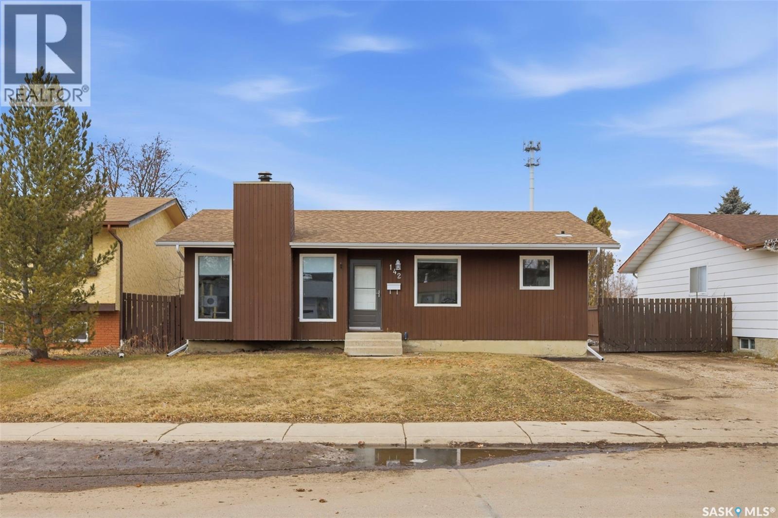 142 Heise CRESCENT
