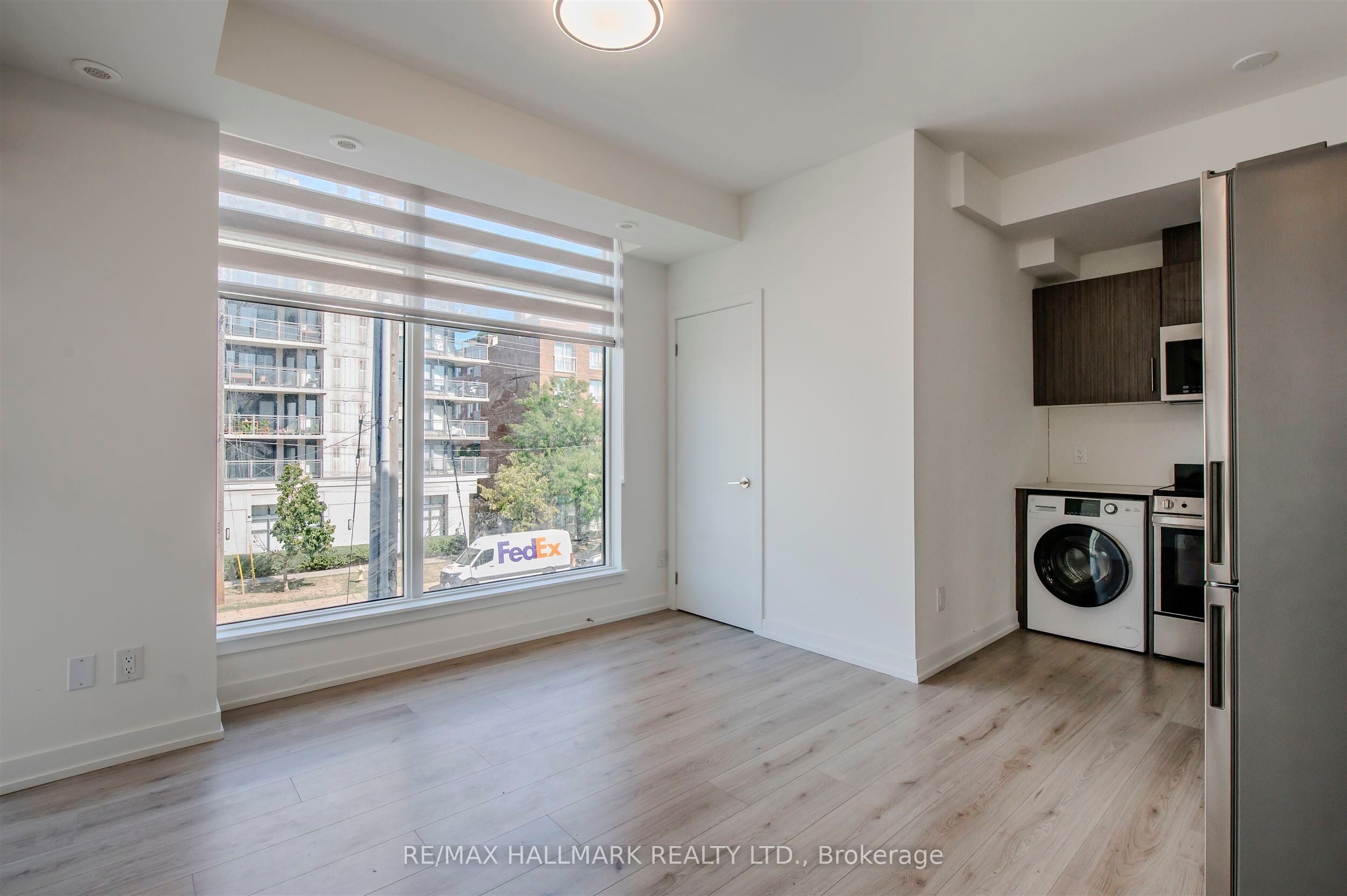 Additional image 5 of 3rd floor-34-851 Sheppard Avenue W, Toronto, ON, M3H 0E2