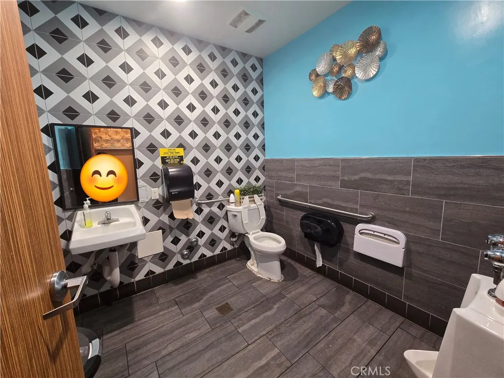 Additional image 20 of 9689 Chapman Ave, Garden Grove, CA 92841