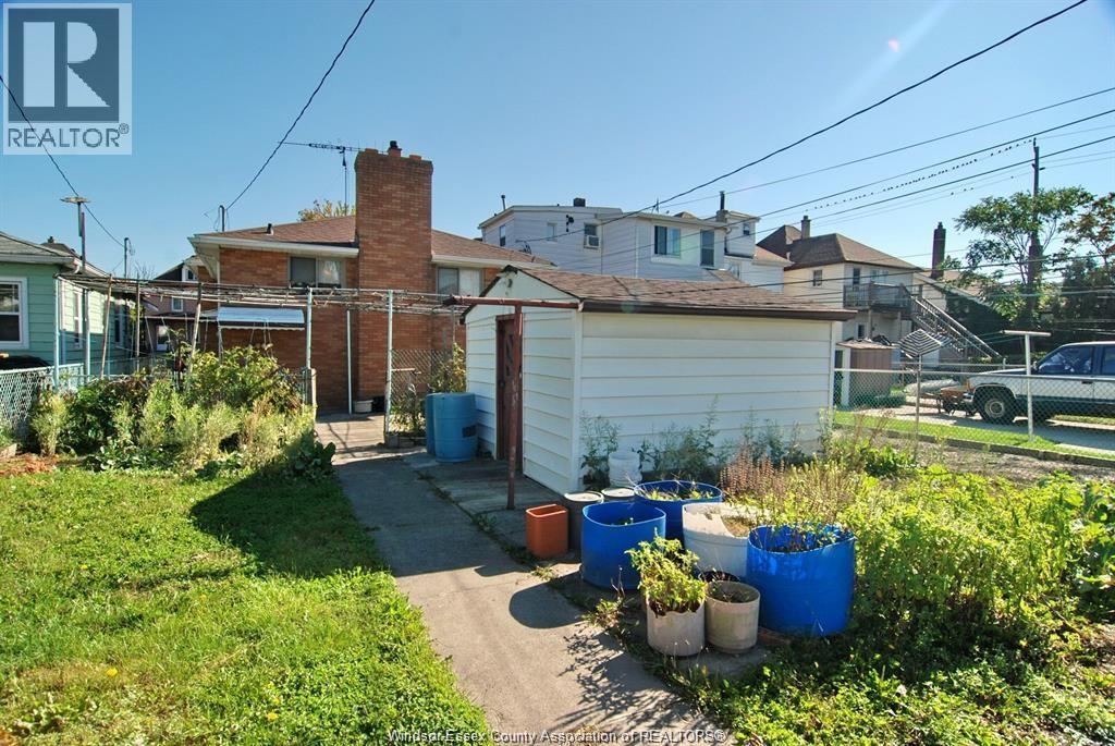 Additional image 4 of MAIN LEVEL-875 Parent , Windsor, ON, N9A2C9