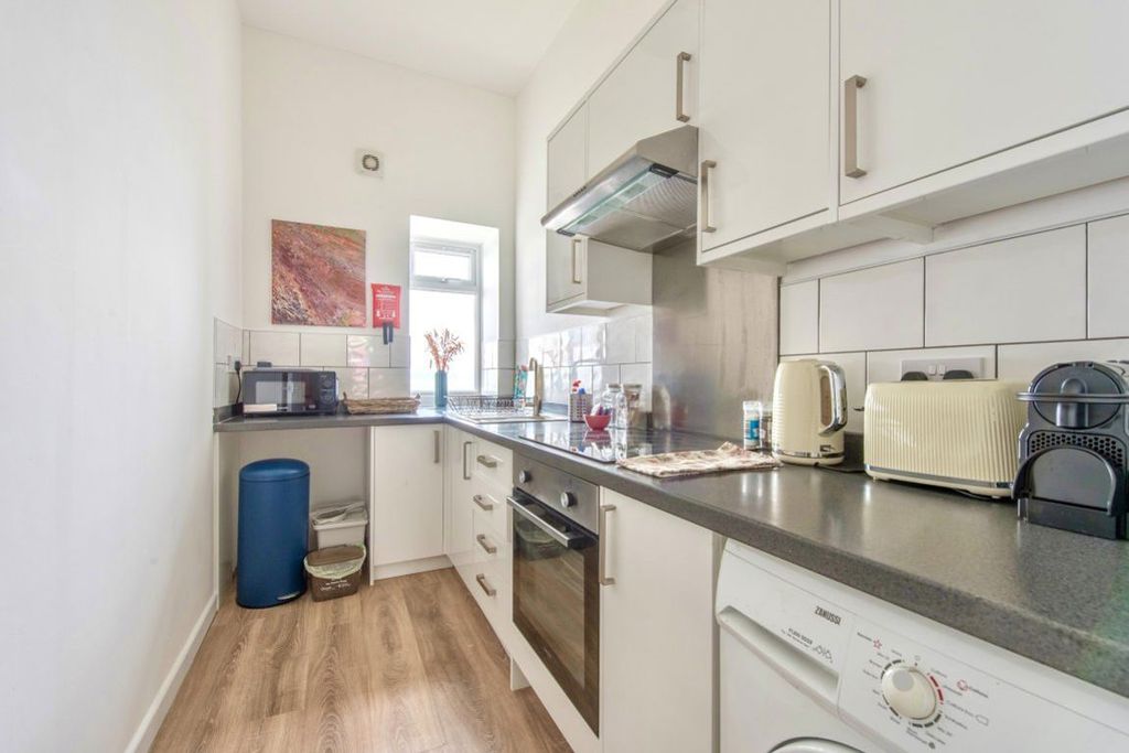 Additional image 2 of 1 bed flat to rentClevedon, Clevedon BS21