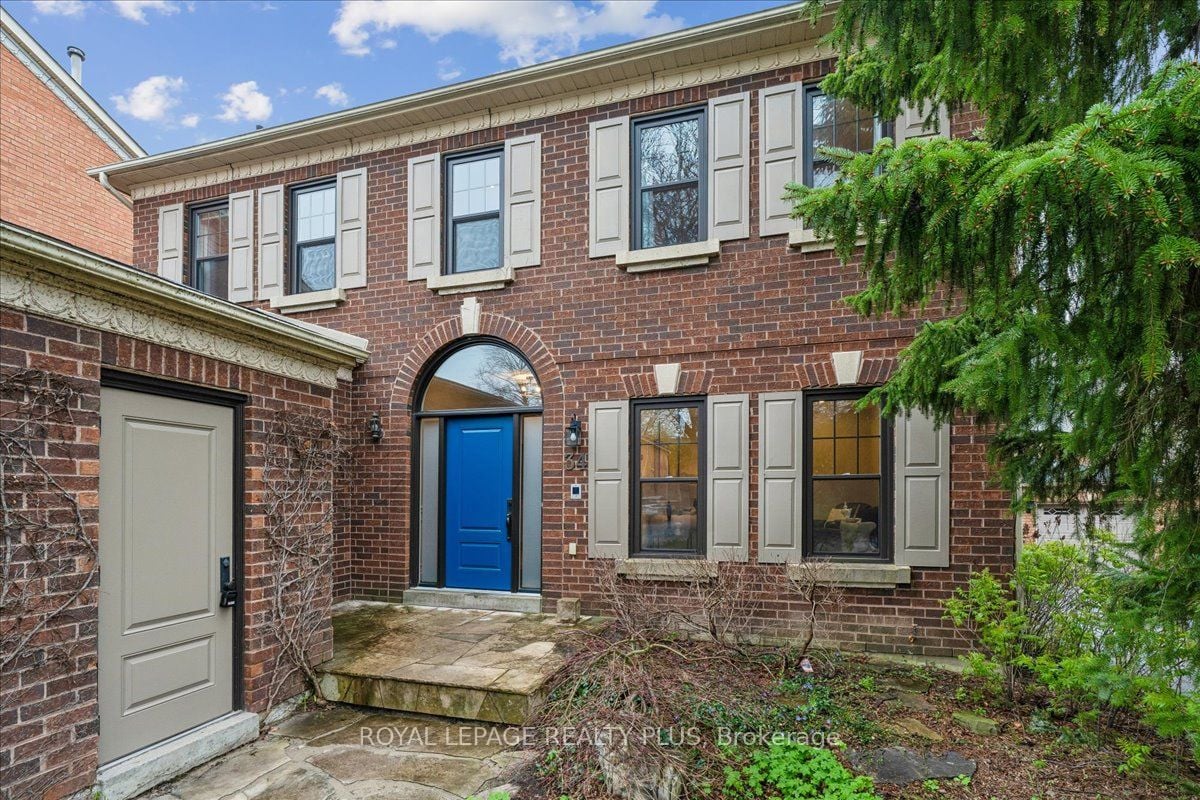 Additional image 3 of 34 Theobalds Circle, Richmond Hill, ON, L4C 9C6