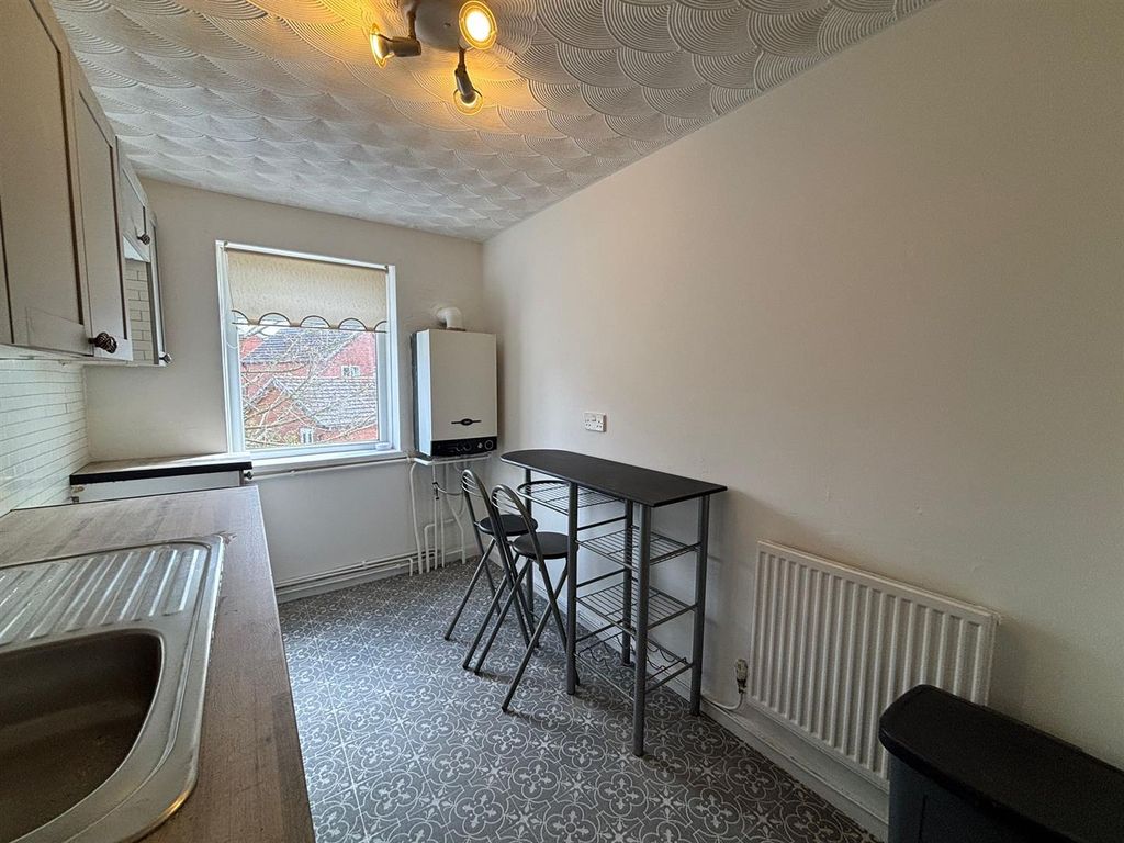 Additional image 9 of 2 bed flat to rentHigh Street, Caeharris, Merthyr Tydfil CF48