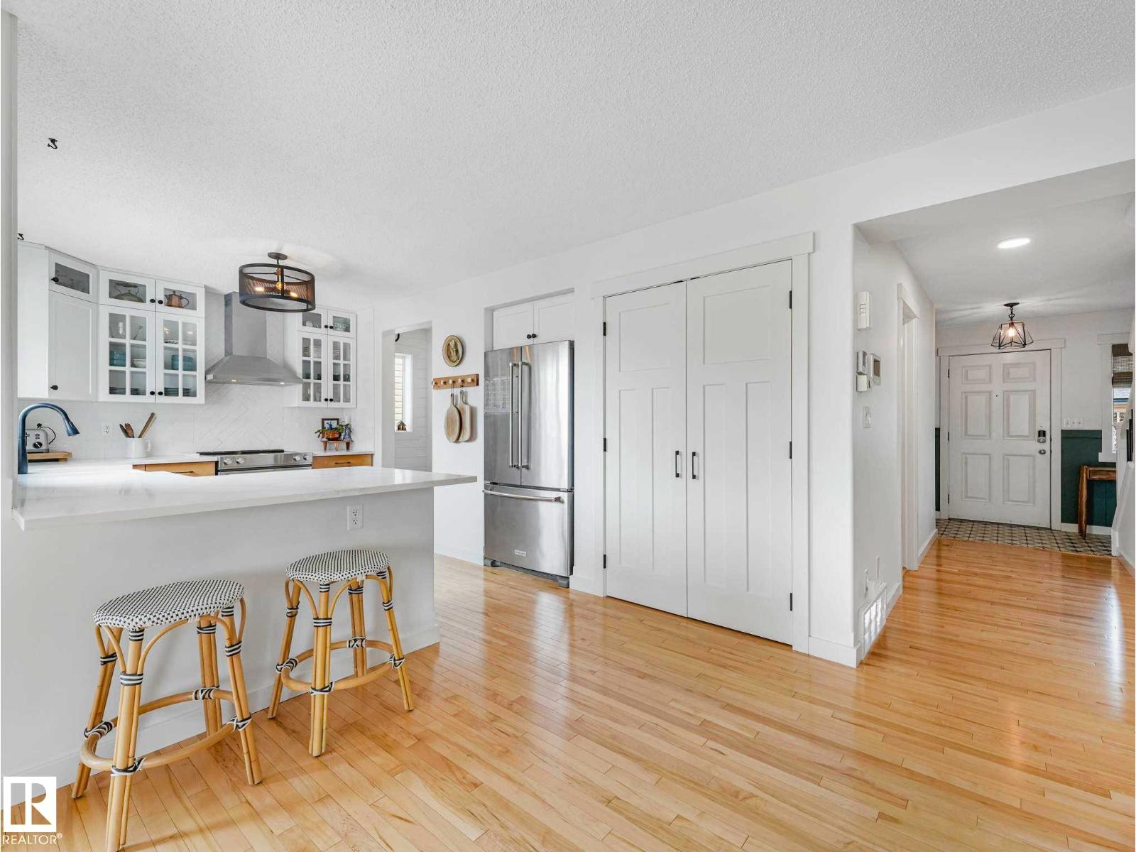 Additional image 6 of 6129 Stinson Way NW, Edmonton, AB, T6R0K2