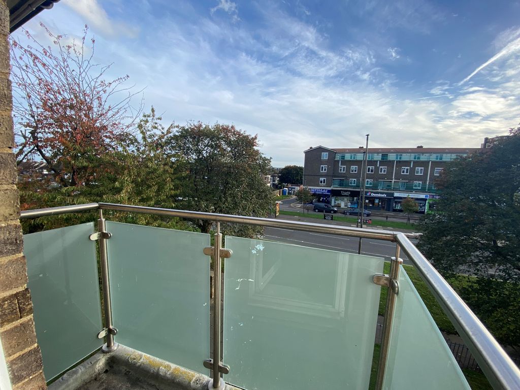 Additional image 2 of 2 bed flat to rentBexley Road, Eltham SE9
