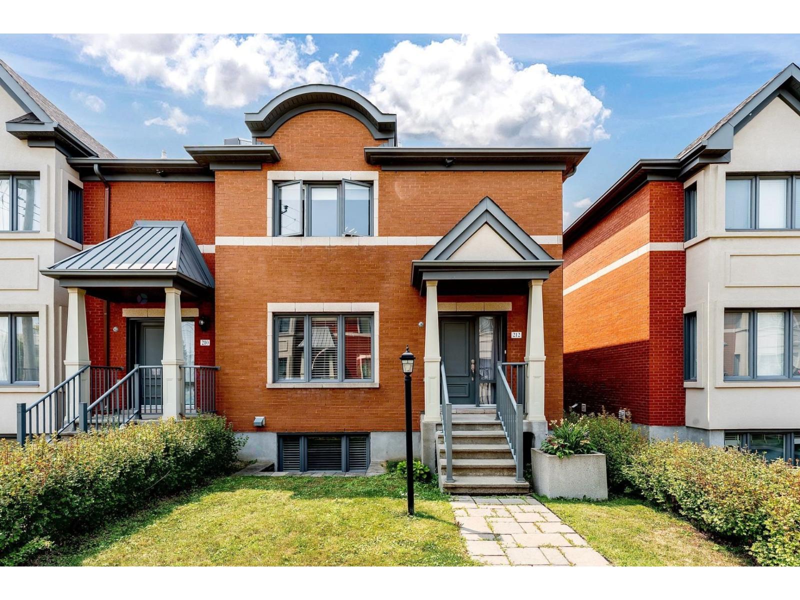 212 Av. Hermitage