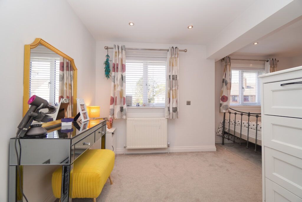 Additional image 14 of 3 bed detached house for sale8 Greenside Road, Hardgate G81