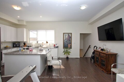 Additional image 8 of 722-9450 Bayview Avenue, Richmond Hill, ON, L4C 5H3
