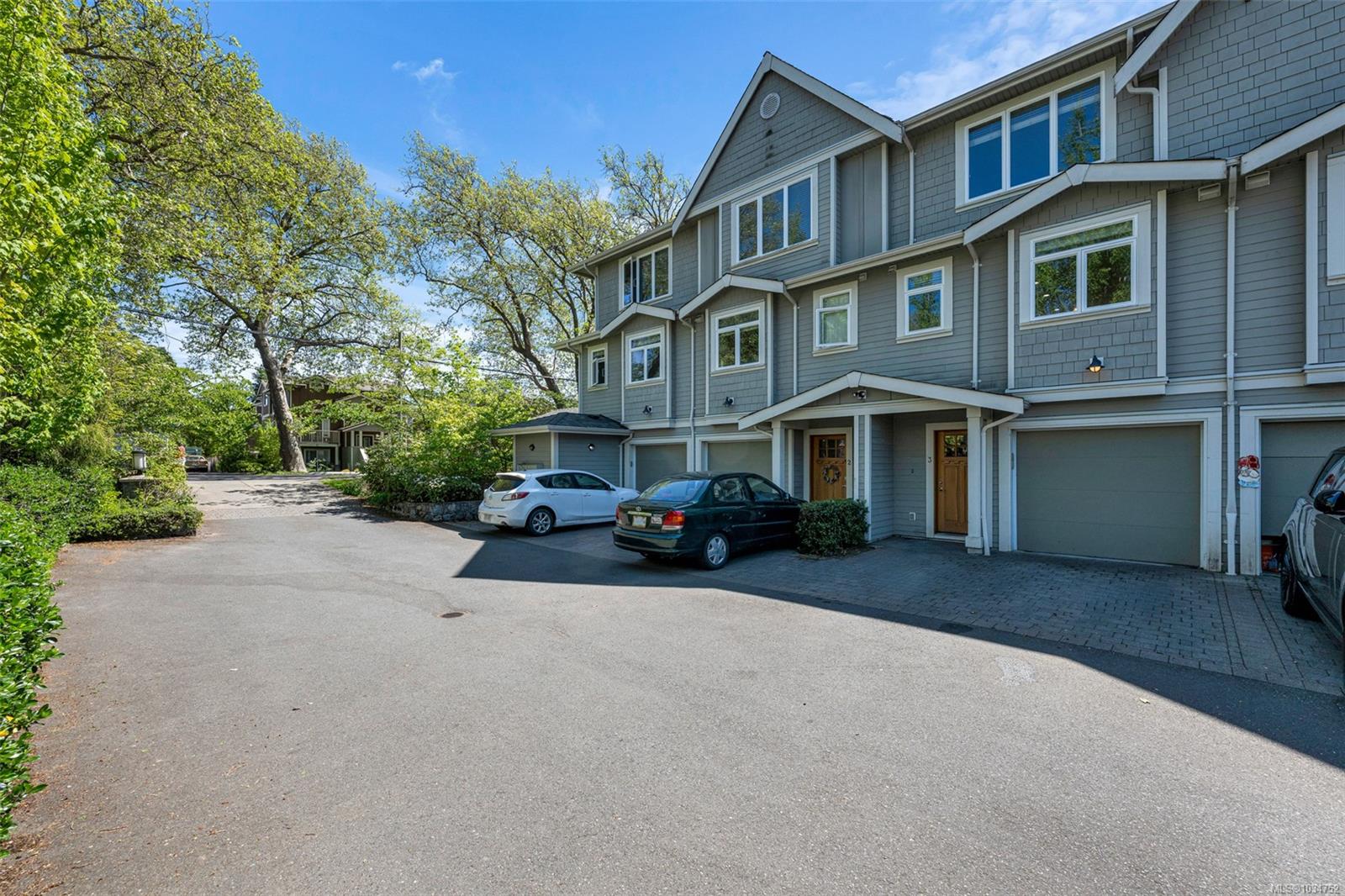 Additional image 2 of 3-2918 Shelbourne Street, Victoria, BC, V8R 4M6