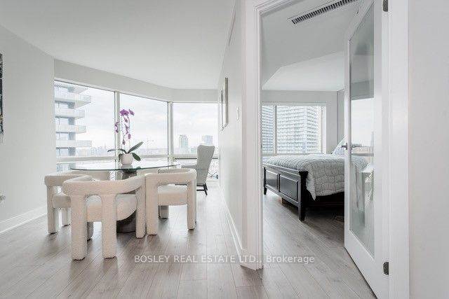 Additional image 6 of 2219-1001 Bay Street, Toronto, ON, M5S 3A6