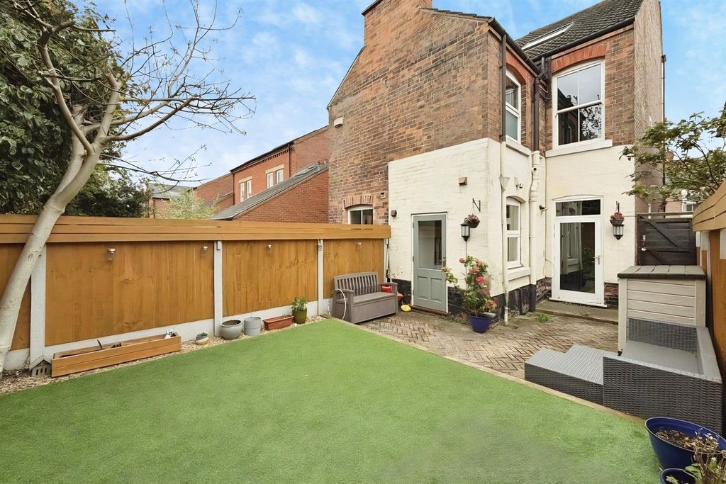 Additional image 40 of 4 bed semi-detached house for saleMiddleton Street, Beeston NG9