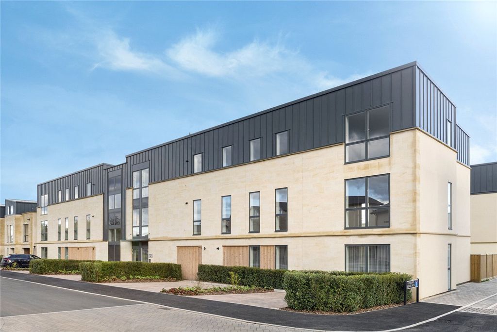 3 bed flat to rentGranville Court, Granville Road, Bath, Somerset BA1