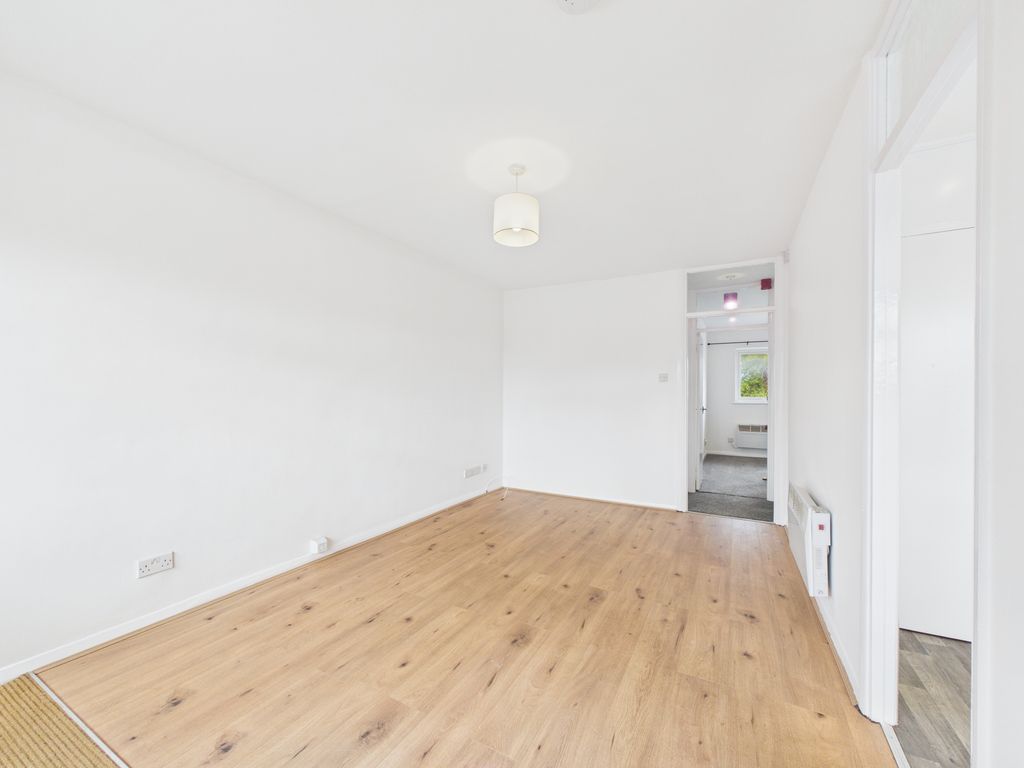 2 bed maisonette to rentFitzalan Road, Horsham RH13