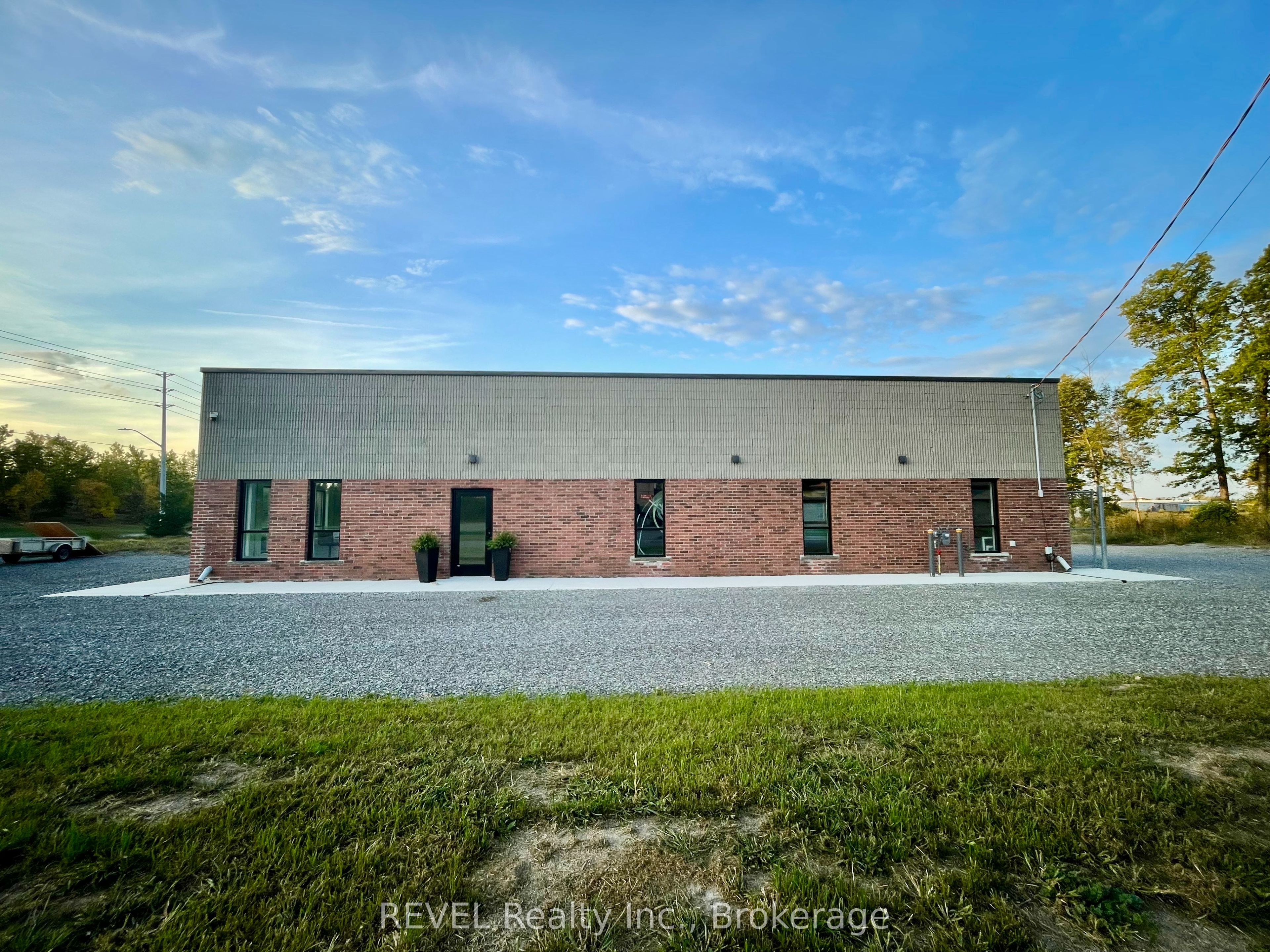 Additional image 5 of 8455 Stanley Avenue, Niagara Falls, ON, L2G 0C9