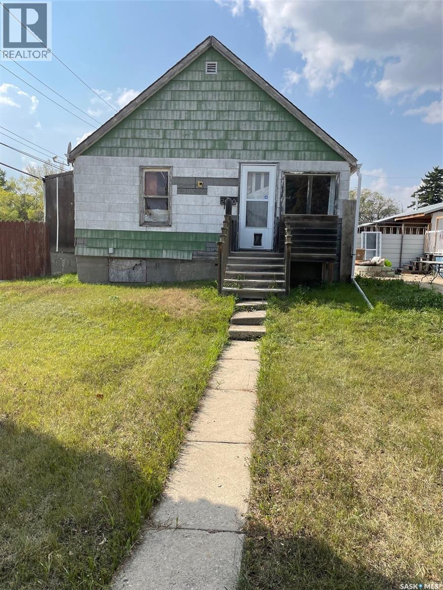 2080 Connaught Street, Regina, SK, S4T4T7