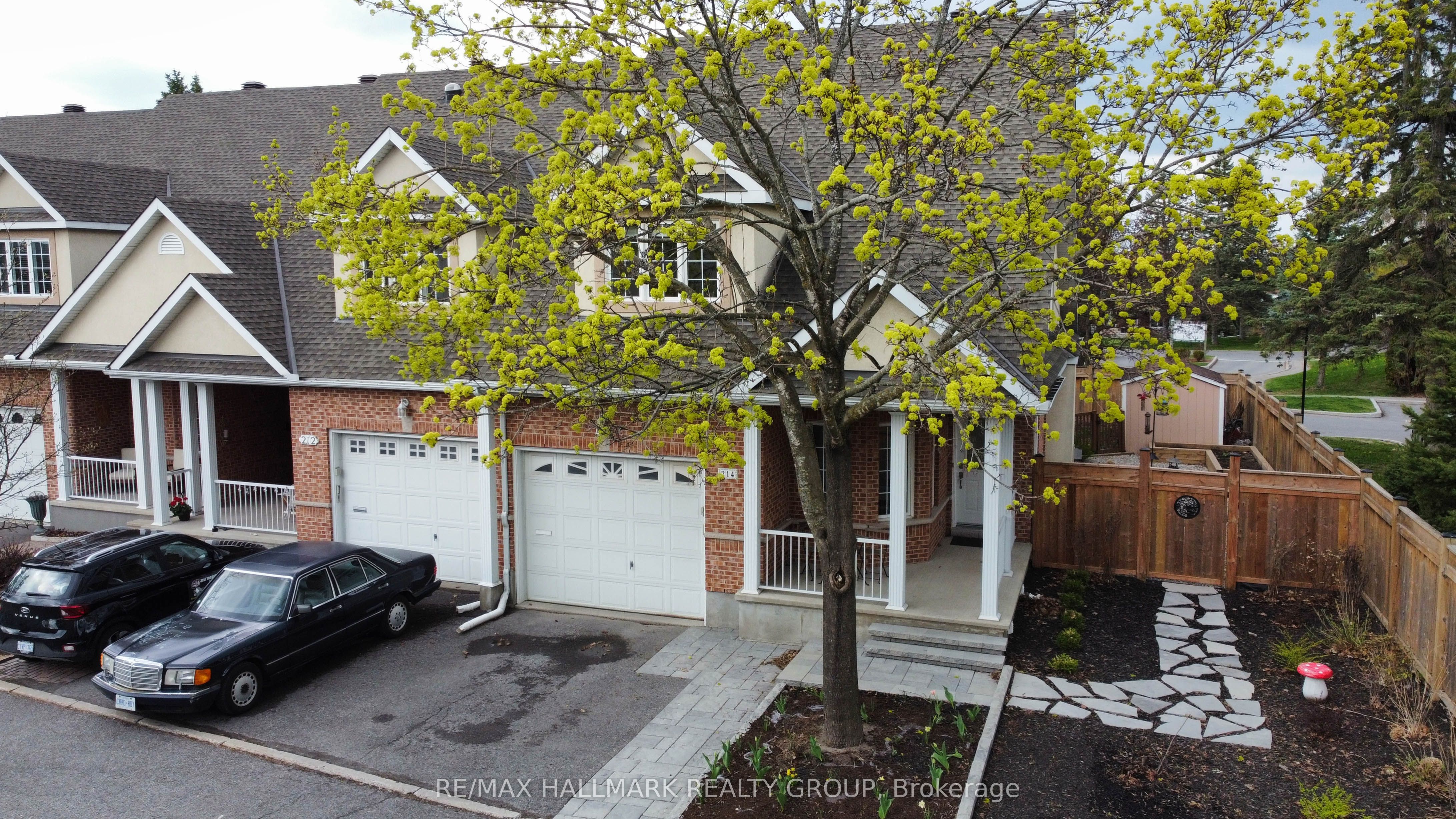 Additional image 2 of 214 Laura Private, Ottawa, ON, K1B 1C8