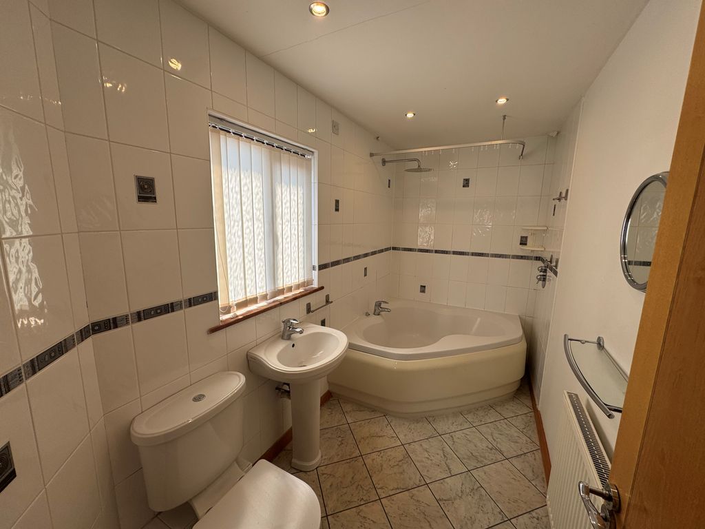 Additional image 8 of 4 bed detached house to rentRoughlands, Lakenheath, Brandon IP27