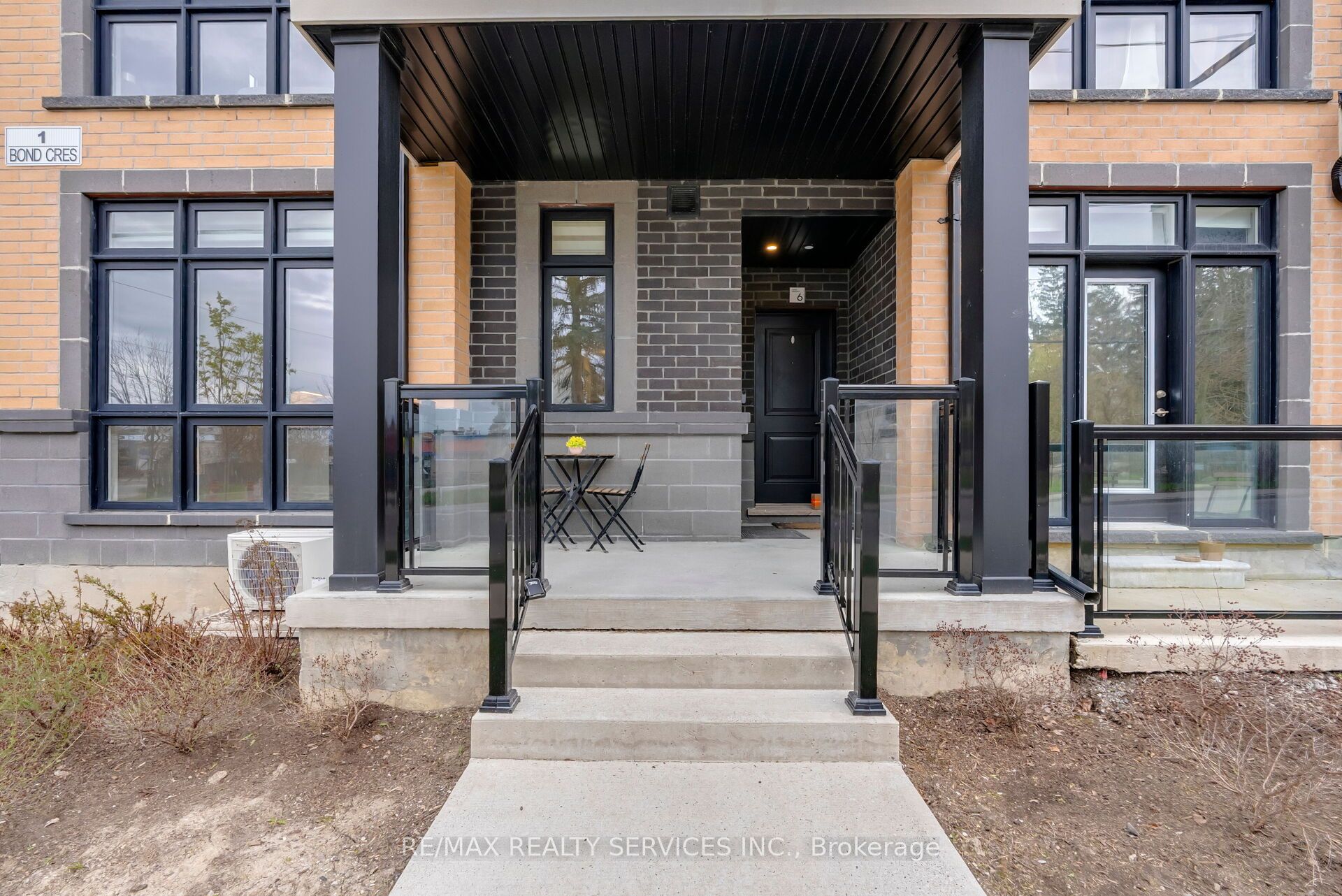 Additional image 5 of 5-1 Bond Crescent, Richmond Hill, ON, L4E 1J4