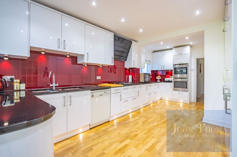 Additional image 10 of 4 bed detached house for saleTycehurst Hill, Loughton IG10