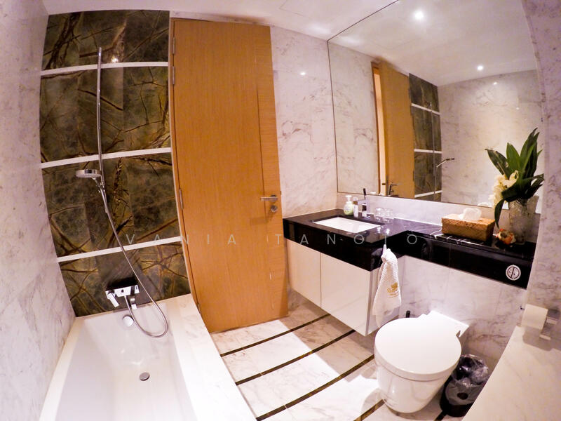 12B Cairnhill Rise photo 5