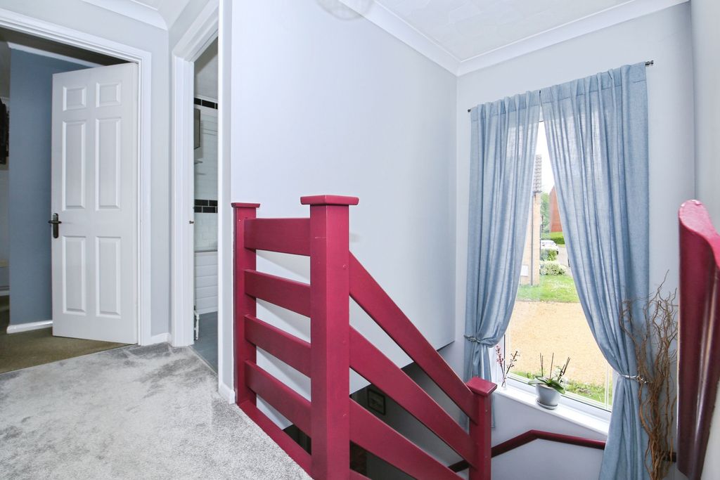Additional image 19 of 5 bed detached house for saleDanes Close, Peterborough PE1