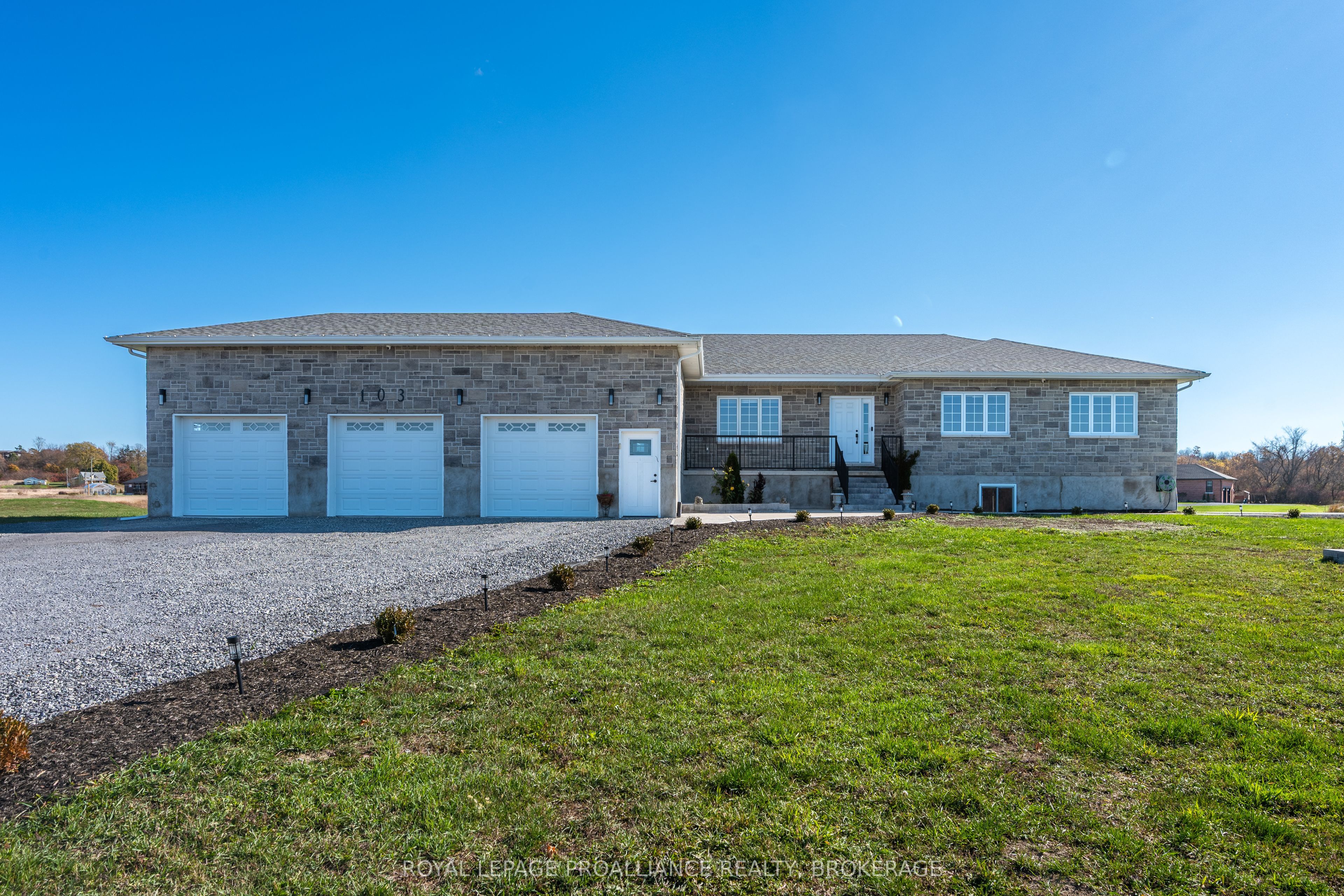 103 Hineman Street, Kingston, ON, K7L 0G2