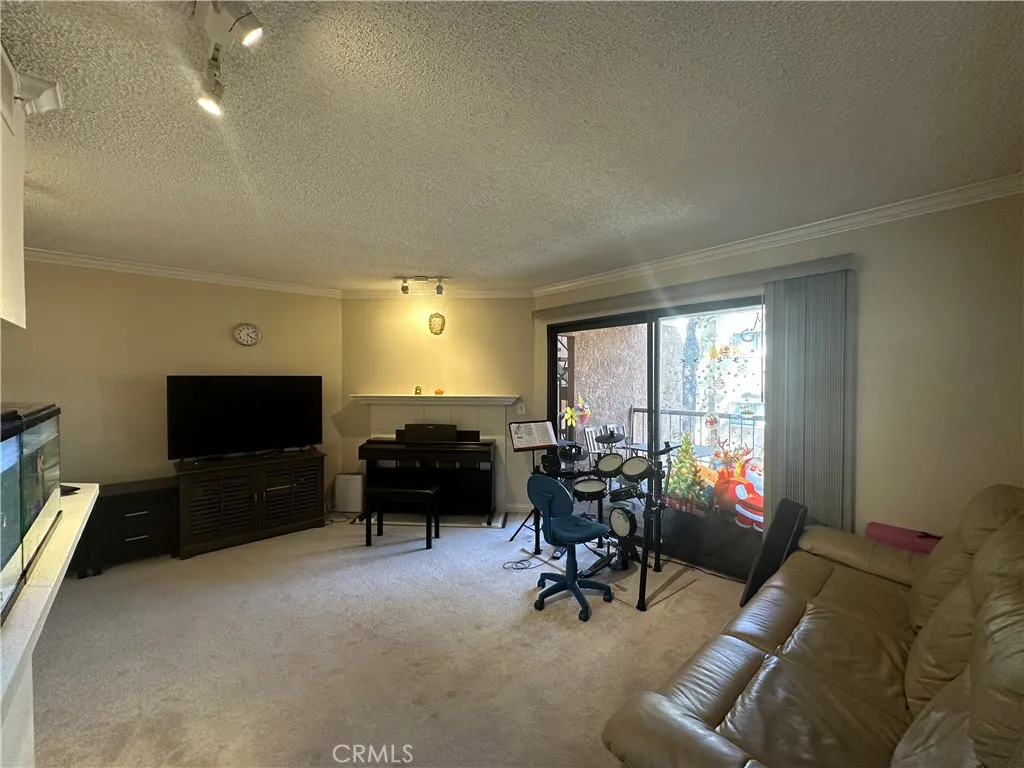 10655 Lemon Avenue Unit 2709, Rancho Cucamonga, CA 91737 photo 2