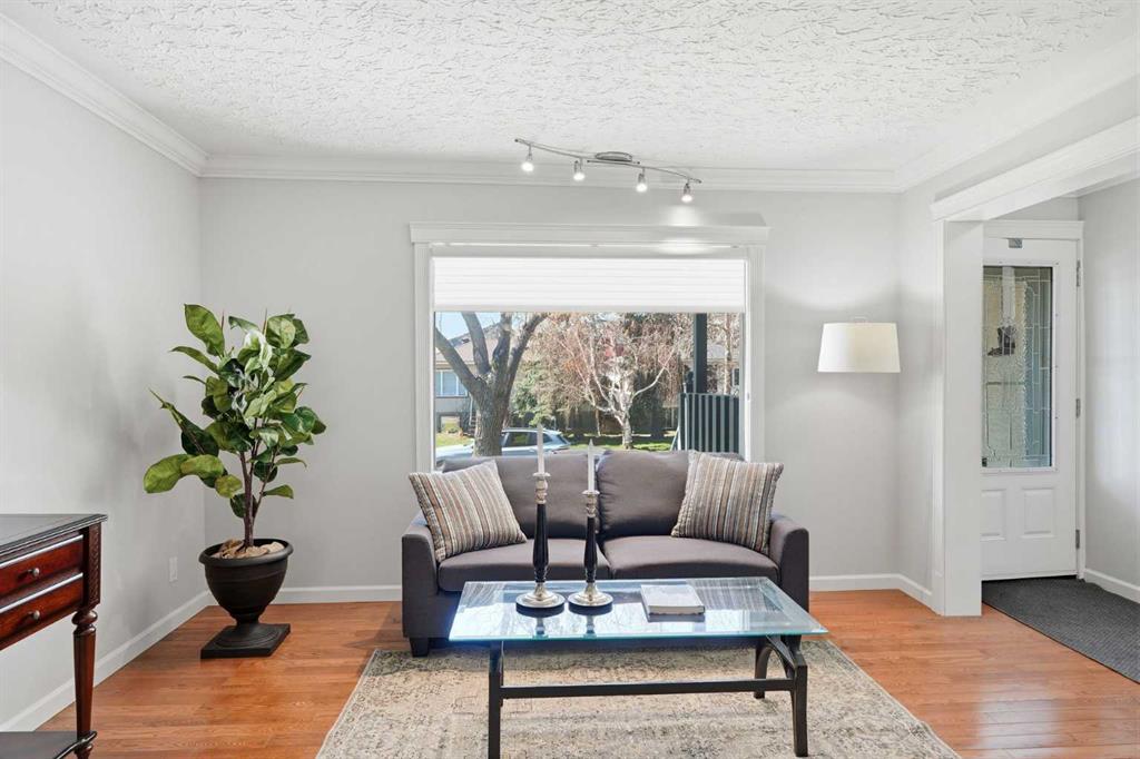 Additional image 5 of 1126 Child Avenue NE, Calgary, AB, T2E 5C7