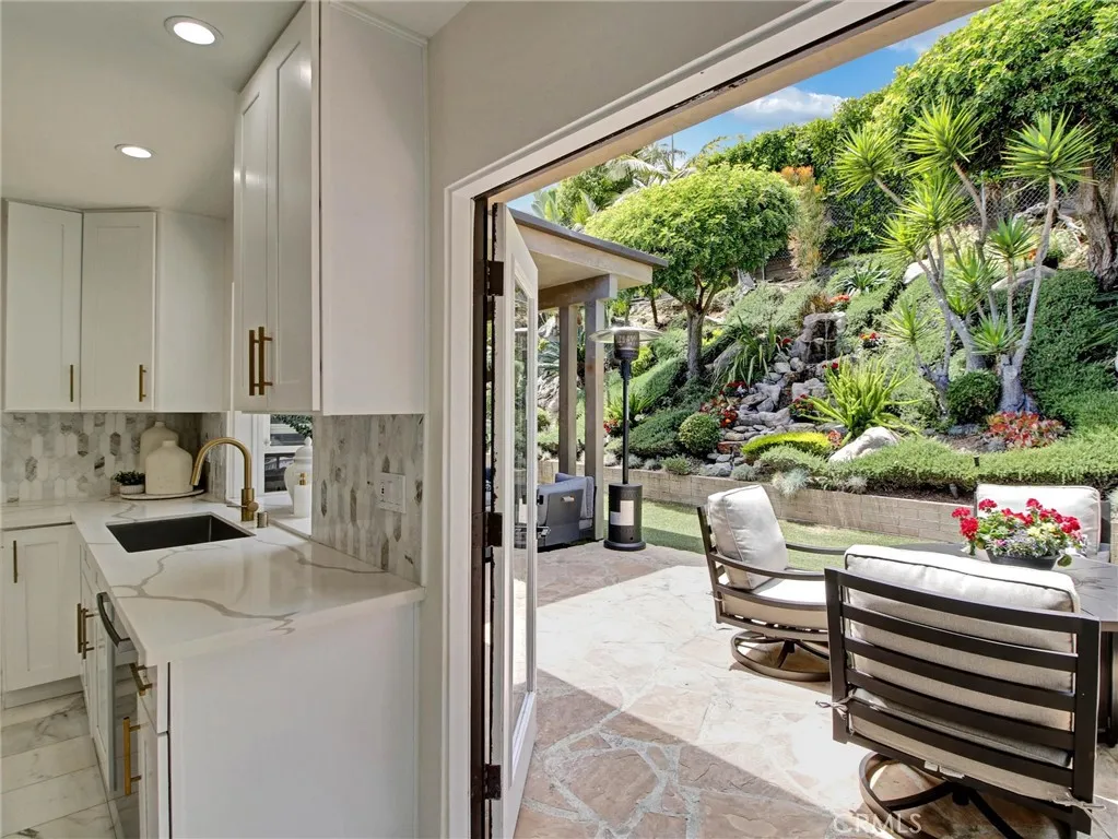 Additional image 39 of 4557 Don Timoteo Drive, Los Angeles, CA 90008
