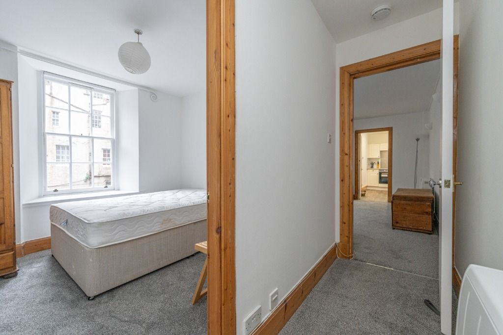 Additional image 7 of 2 bed flat to rentJames Court, Central, Edinburgh EH1