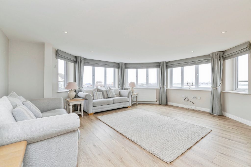Additional image 7 of 4 bed penthouse for saleFleet Avenue, Hartlepool TS24