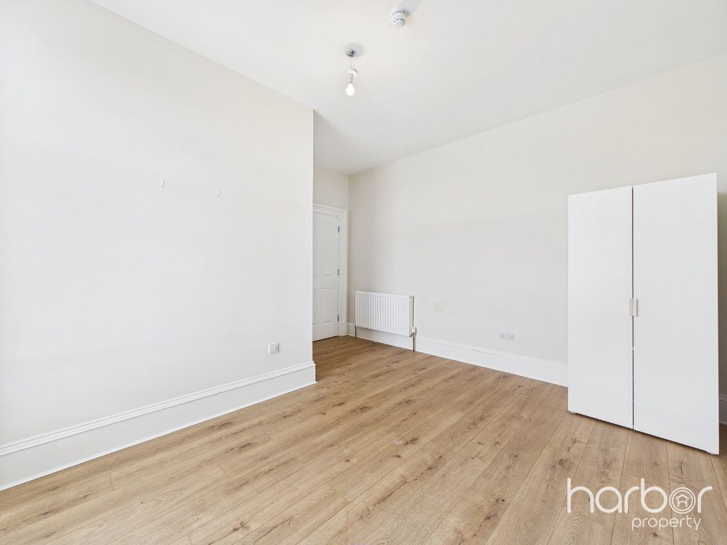 Additional image 15 of 4 bed detached house for saleSouth Bellsdyke Farm, Falkirk, Stirlingshire FK2