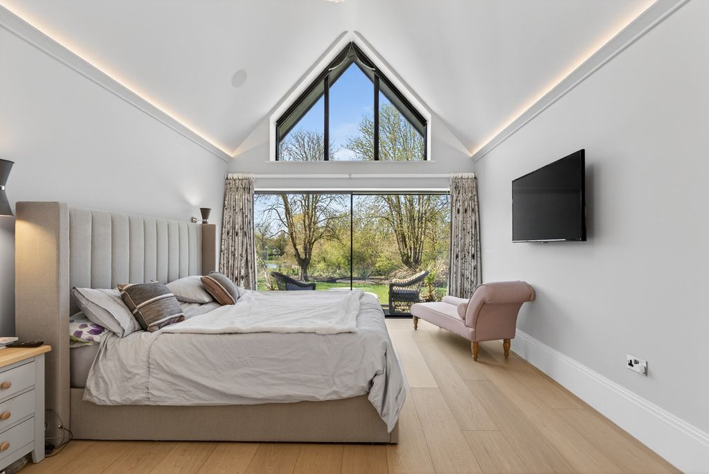 Additional image 22 of 5 bed detached house for saleDorney Reach Road Dorney Reach Maidenhead, Berkshire SL6