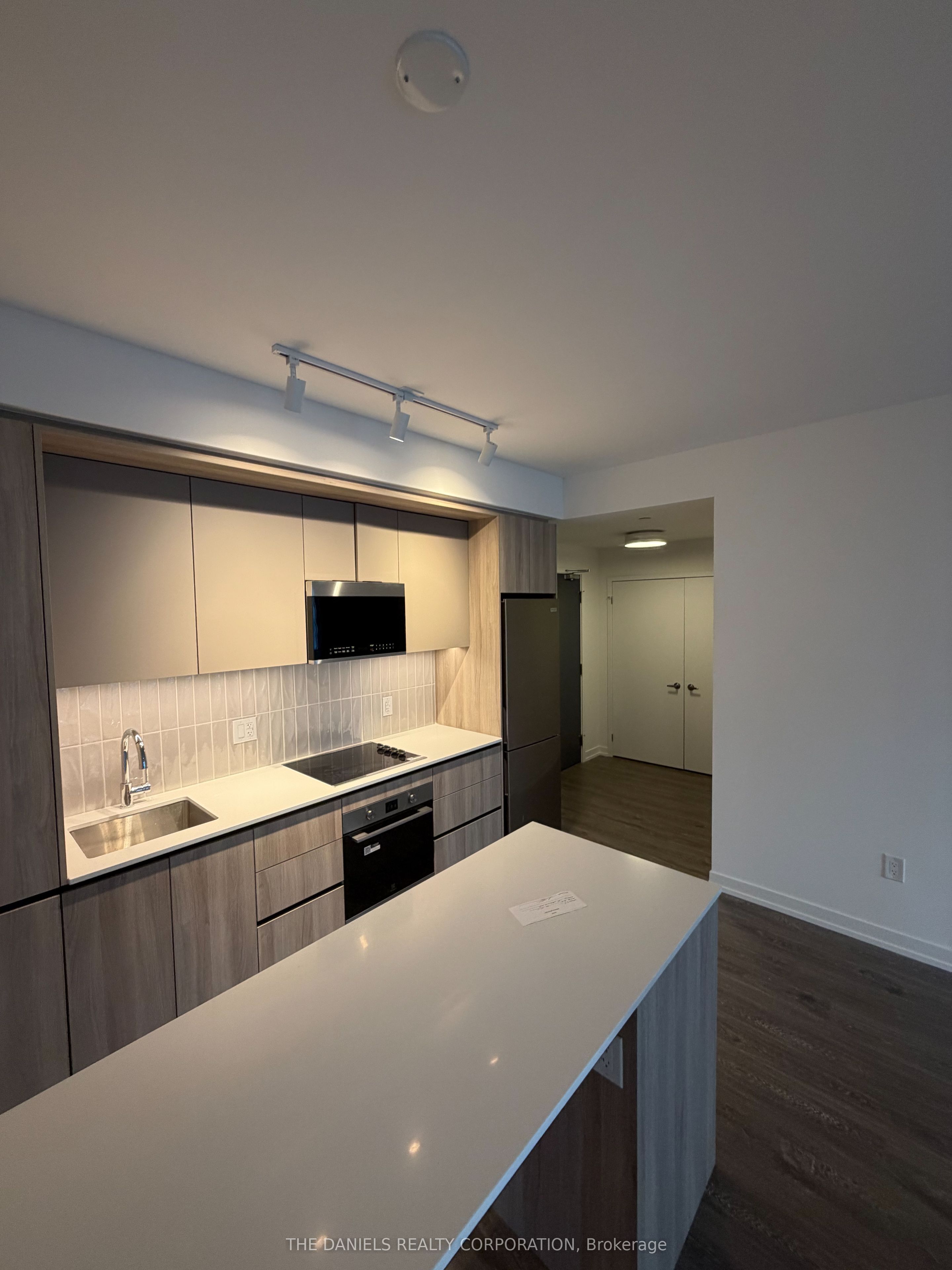 Additional image 4 of 311-2485 Eglinton Avenue W, Mississauga, ON, L5M 2T1