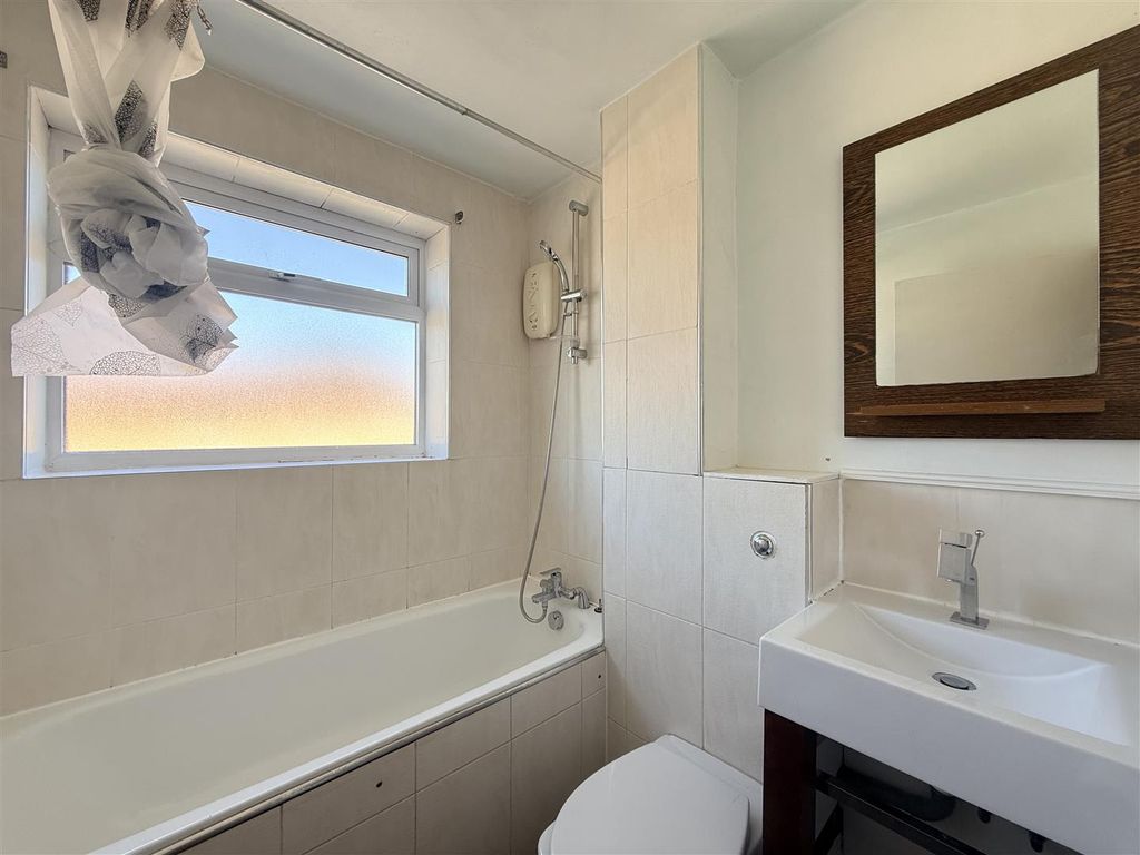 Additional image 7 of 2 bed terraced house to rentHogarth Crescent, London SW19